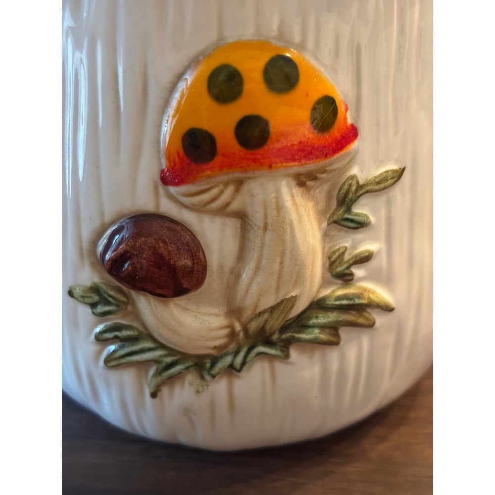 Vintage 1978 Sears & Roebuck Ceramic Mushroom Canister Embossed Cookie Jar - Picture 5 of 12